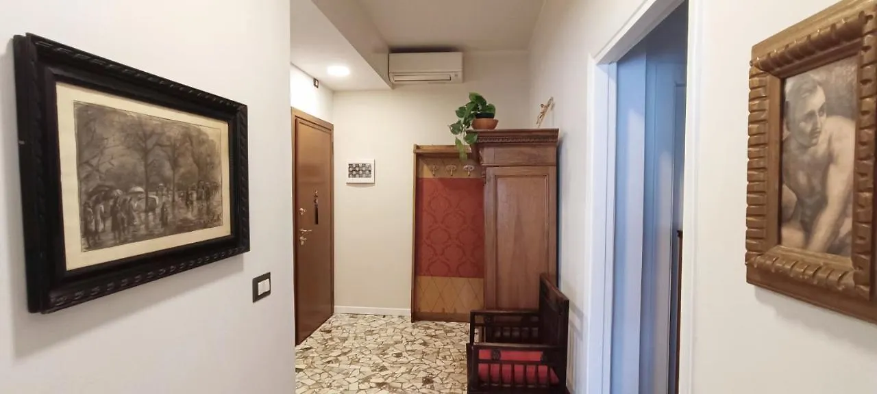 La Casa Di Amelie Apartment Parma